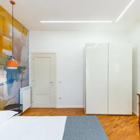 Апартаменты Stanzione Classy Flat At Vomero By Napoliapartments Неаполь