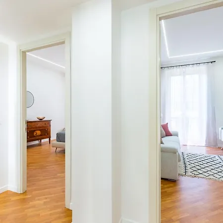 アパート Stanzione Classy Flat At Vomero By Napoliapartments